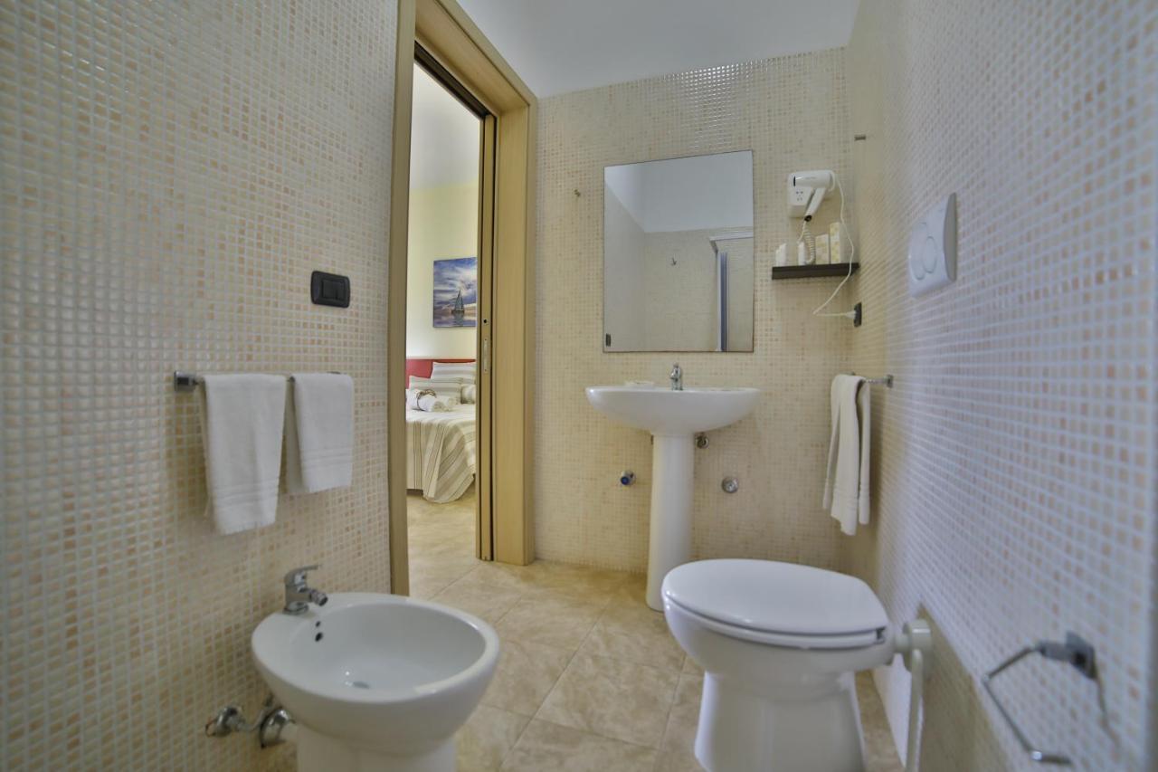 B&B La Casa Di Attilio Porto Cesareo Eksteriør billede