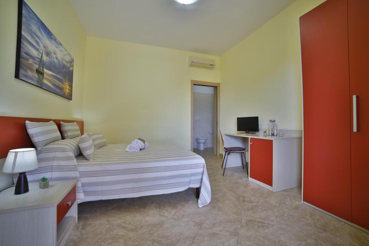 B&B La Casa Di Attilio Porto Cesareo Eksteriør billede