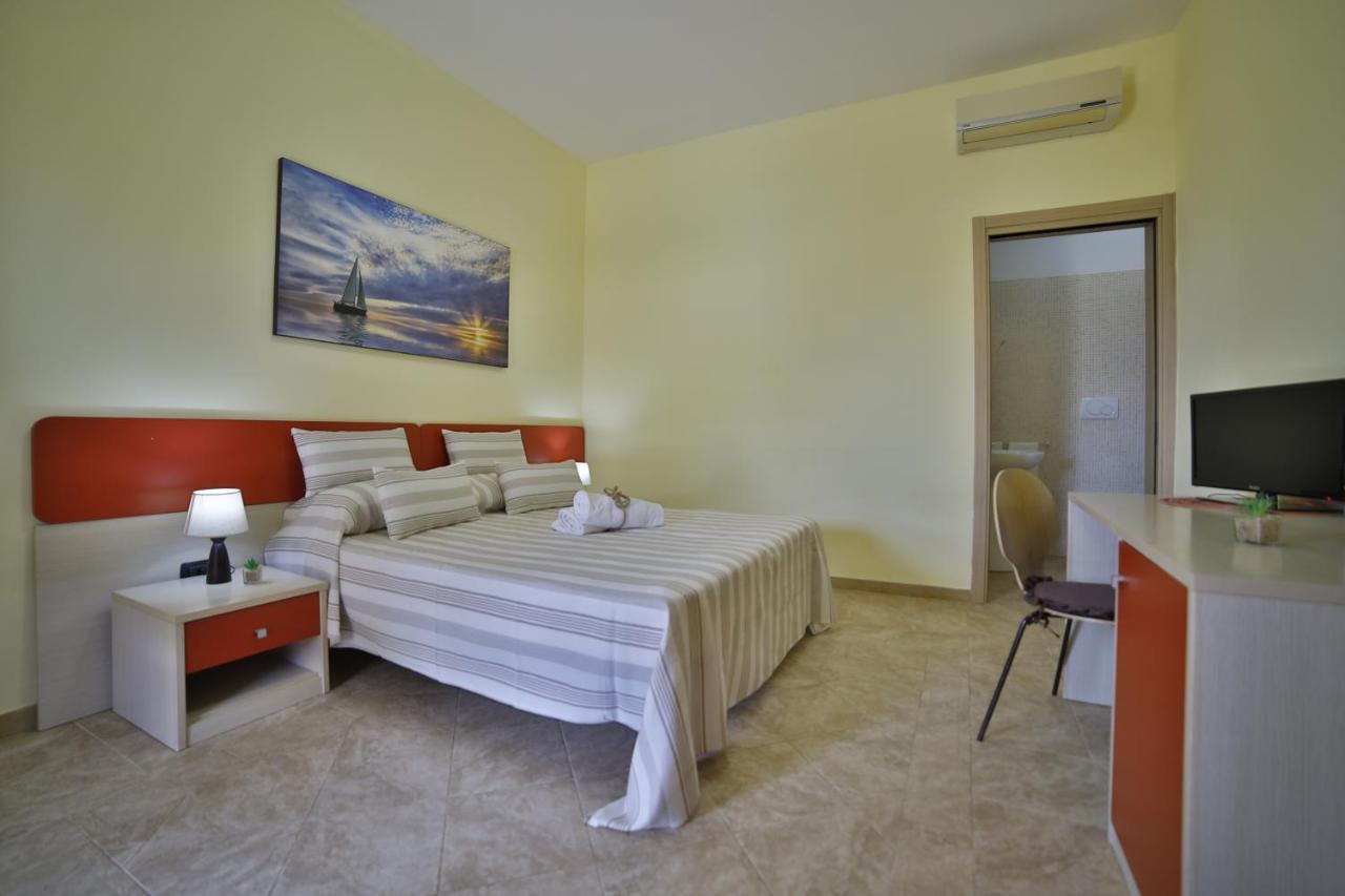 B&B La Casa Di Attilio Porto Cesareo Eksteriør billede