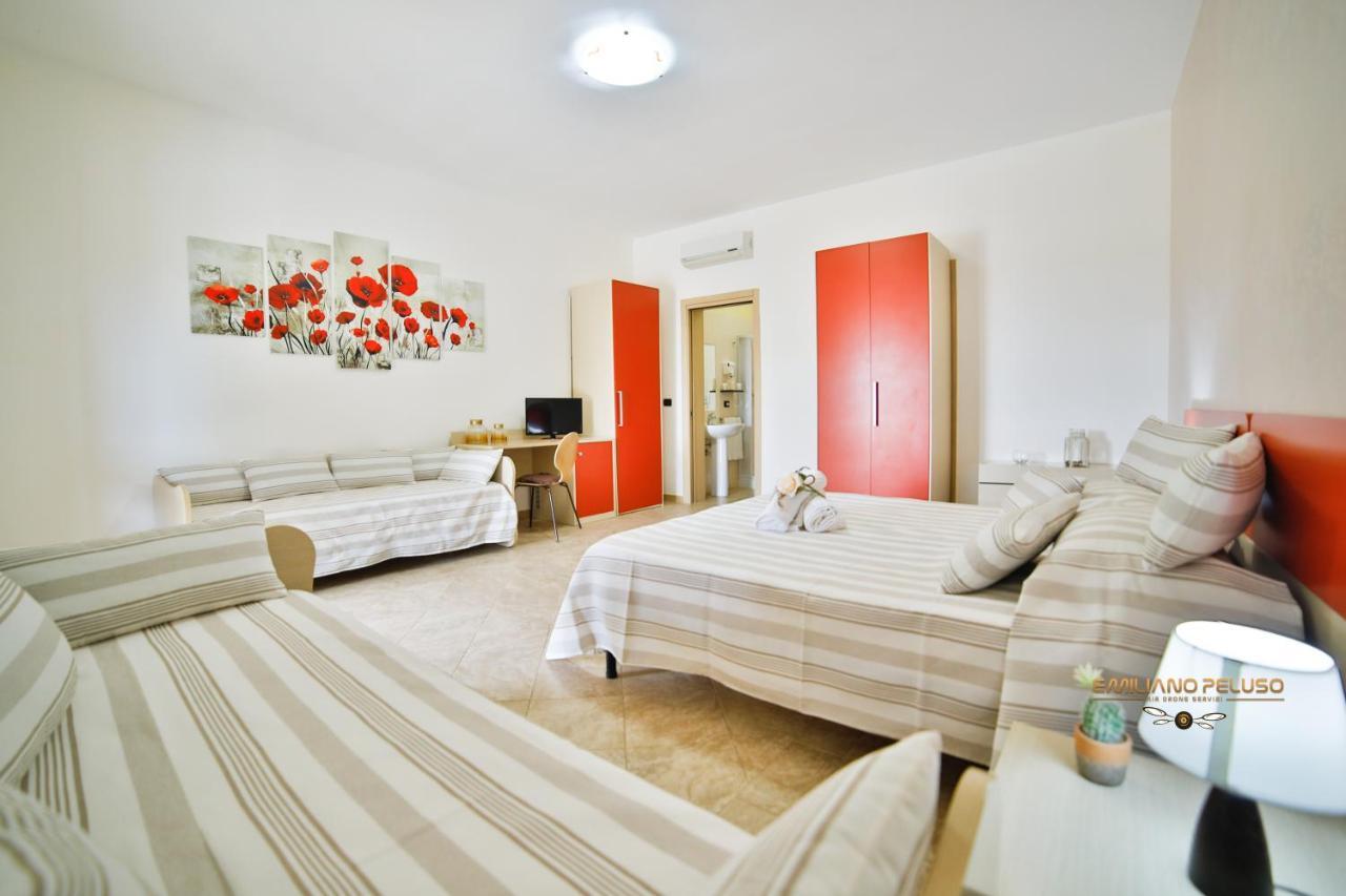 B&B La Casa Di Attilio Porto Cesareo Eksteriør billede